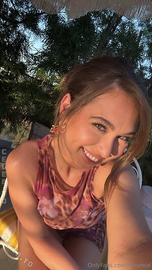 Riley Reid photo