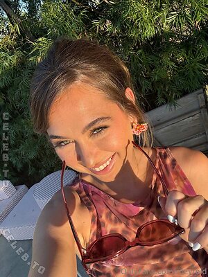 Riley Reid photo