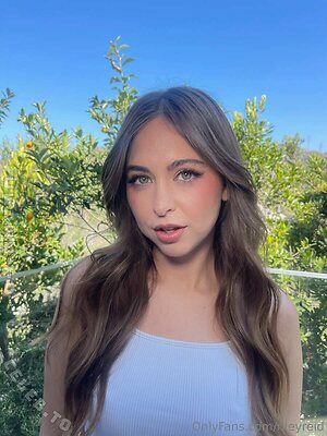 Riley Reid photo