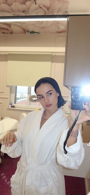 Rina Balaj Nude Leaked Photo #57