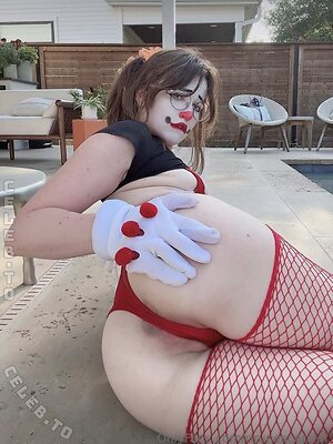 RLrunescapeGF Nude Leaked Photo #32