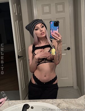 Rolyatistaylor Nude Leaked Photo #73