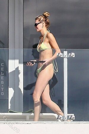 Roosmarijn De Kok Nude Leaked Photo #42