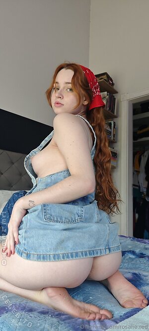 Rosalie Red Nude Leaked Photo #36