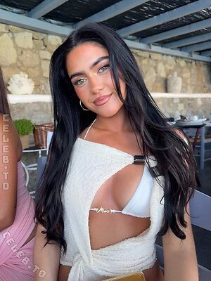 Roxanarosuu Nude Leaked Photo #26