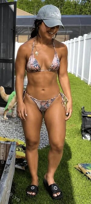 Roxanne Perez Nude Leaked Photo #6