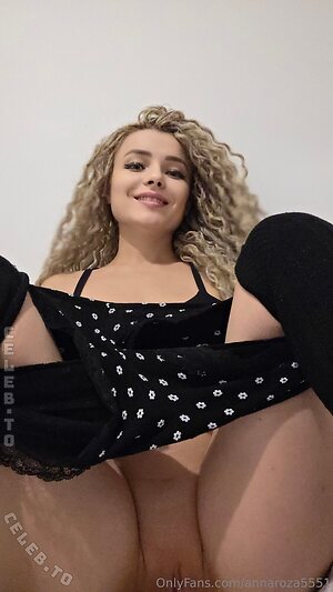 Roze Monroe Nude Leaked Photo #76