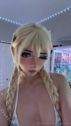 Saekuraine Nude Leaked Photo #6