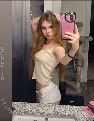 Sam Renee Nude Leaked Photo #186