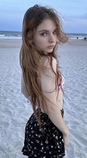 Sam Renee Nude Leaked Photo #205