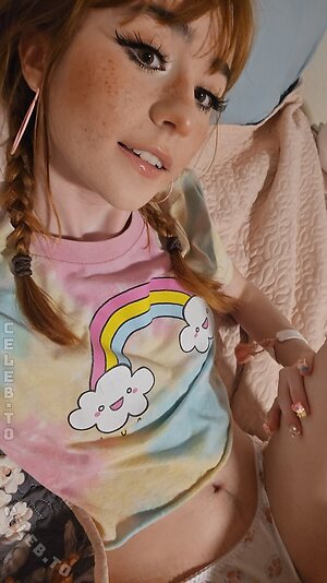 Sammynoodlesoup Nude Leaked Photo #158