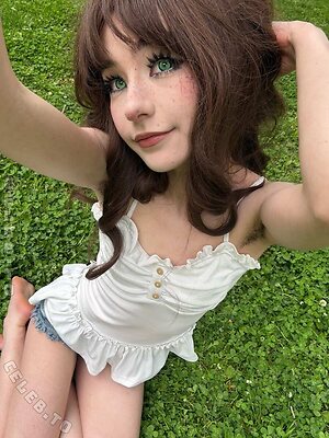Sammynoodlesoup Nude Leaked Photo #264