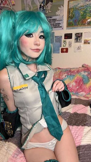 Sammynoodlesoup Nude Leaked Photo #406