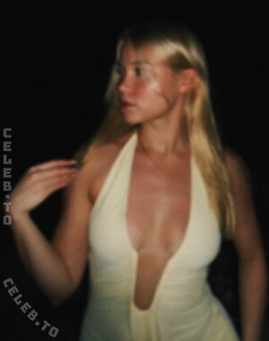 Sara Manner Nude Leaked Photo #32