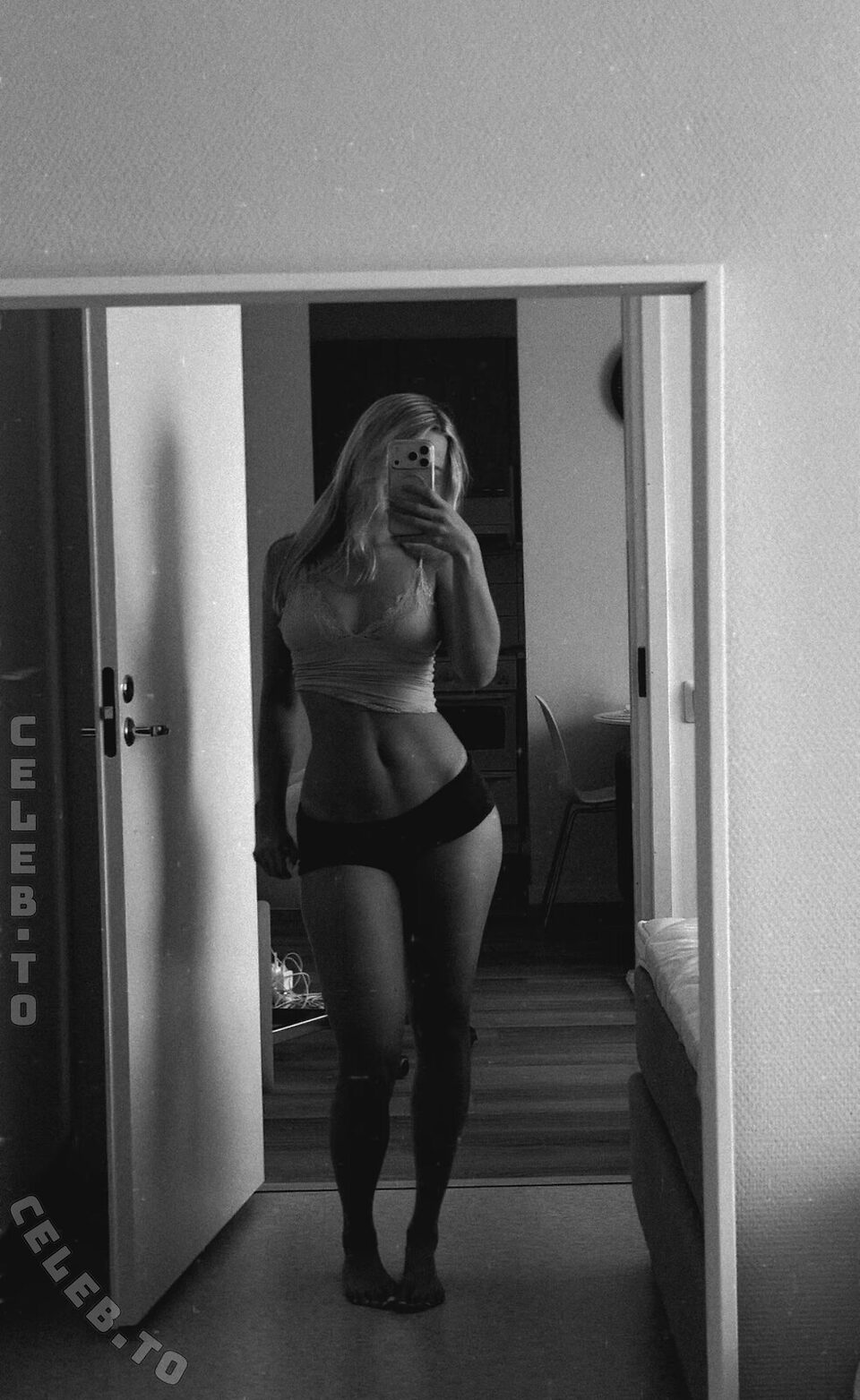 Sara Manner Nude Leaked Photos