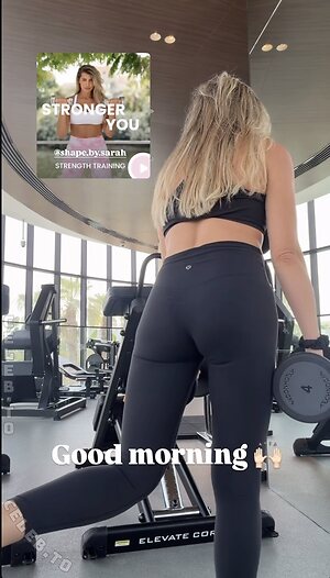 Sarah Harrison Nude Photos