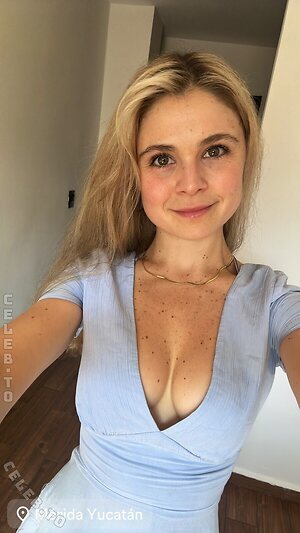 sarah_marie.m Sarah Marie Nude Leaked Photo #25