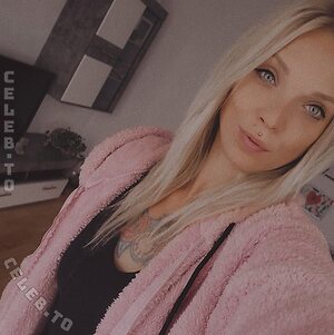 SassySas Nude Leaked Photo #21