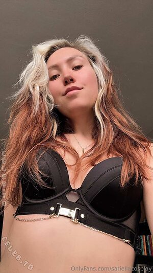 Satiella Nude Leaked Photo #61