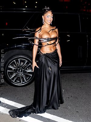 Saweetie Nude Leaked Photo #17