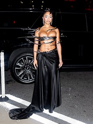 Saweetie Nude Leaked Photo #18