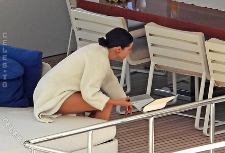 Selena Gomez Nude Leaked Photo #53