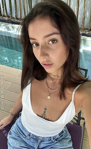 Selena Valentina Alvarez photo