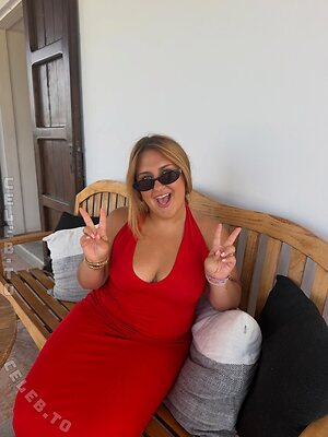 Selfiesandra Nude Leaked Photo #25