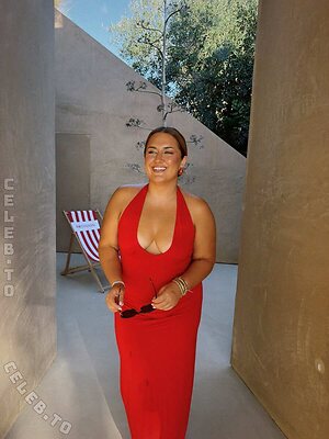 Selfiesandra Nude Leaked Photo #32