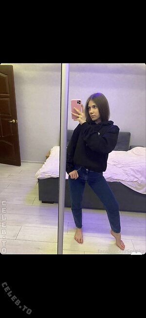 Selinka Nude Leaked Photo #20