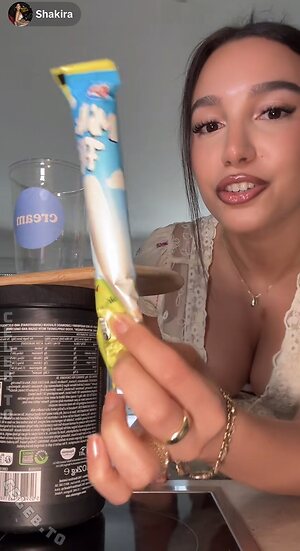 shakiravv Nude Leaked Photo #63