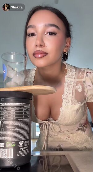 shakiravv Nude Leaked Photo #66