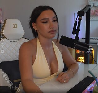 shakiravv Nude Leaked Photo #70