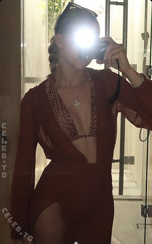 Shania Geiss Nude Leaked Photo #65