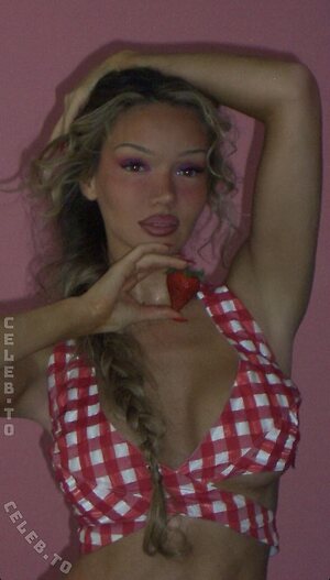 Shirin David Nude Leaked Photo #40