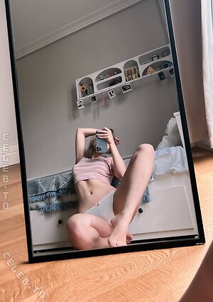 Shirogane-Sama Nude Leaked Photo #336