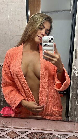 Silvia Miranda photo