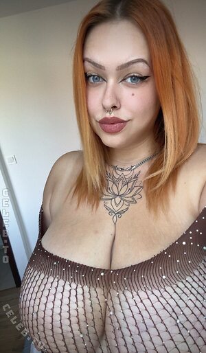 _.simona._t Nude Leaked Photo #13