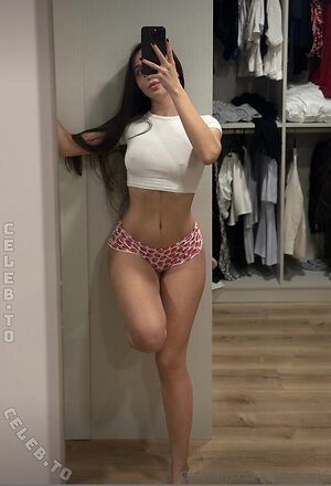 Sinem Özgür Nude Leaked Photo #218