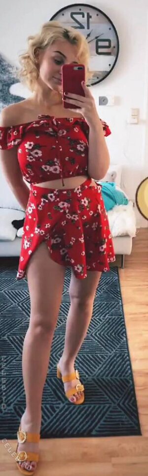 Slimladysashka Nude Leaked Photo #11