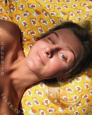 Slimladysashka Nude Leaked Photo #29