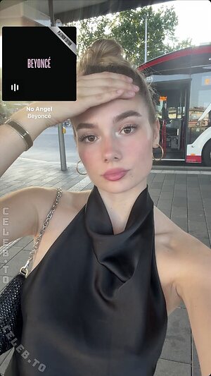 Snipsska Nude Leaked Photo #34