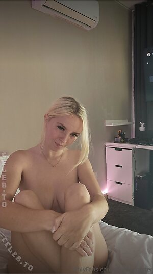 sophie forster Nude Leaked Photo #51