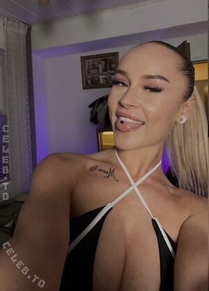 Sophie.a.s Nude Leaked Photo #10