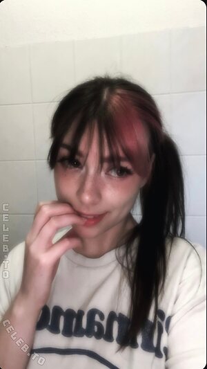Soymilkonice Nude Leaked Photo #8
