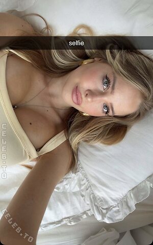 Sterre Meijer Nude Leaked Photo #74