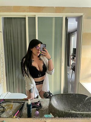 stonemlina Nude Leaked Photo #58