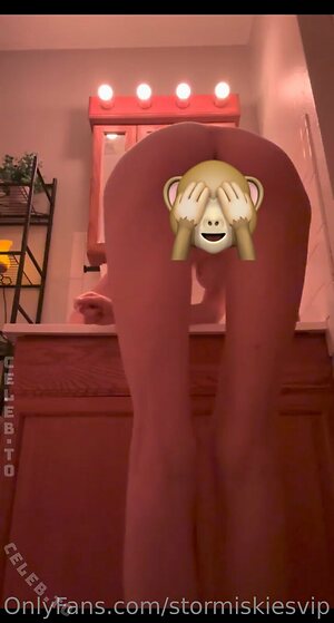 Stormiskies Nude Leaked Photo #93