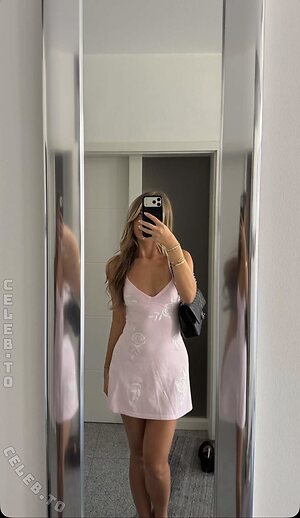 Sydney Ramolla Nude Leaked Photo #181