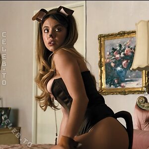 Sydney Sweeney Nude Leaked Photo #238